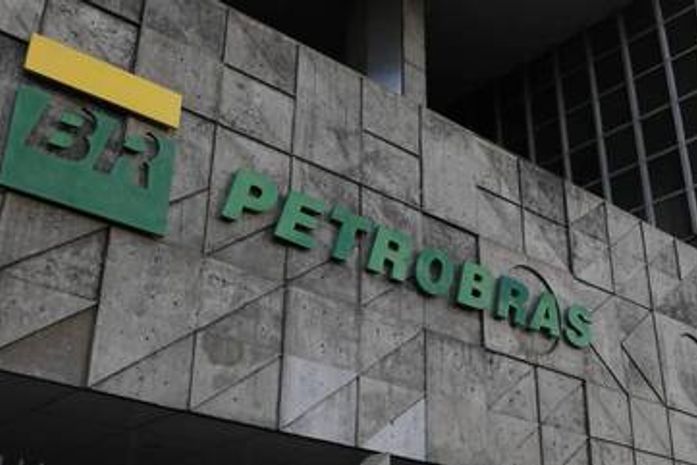 Governo federal concedeu mais de R$ 215 bilhões em benefícios fiscais a empresas em 2021