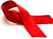 Saúde sedia 15º encontro de pessoas vivendo com HIV e AIDS