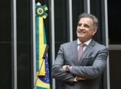 Aécio Neves pode voltar ao topo
