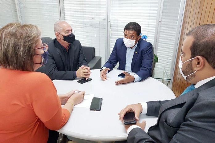 Prefeito Júlio Cezar cumpre agenda de trabalho em Brasília