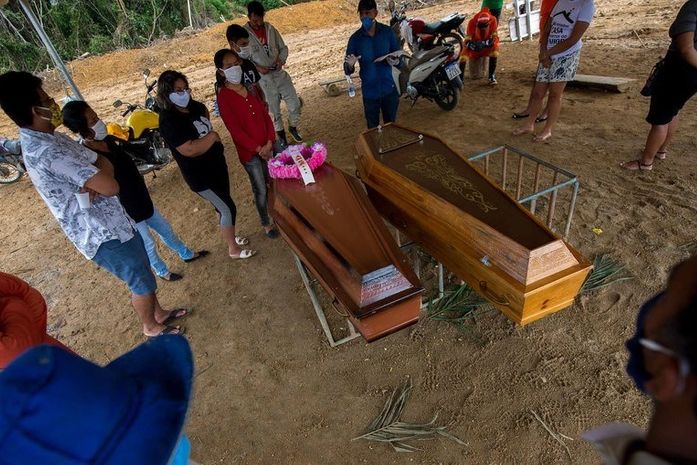 Média móvel de mortes na semana no Brasil foi de 1.149 vidas perdidas por dia