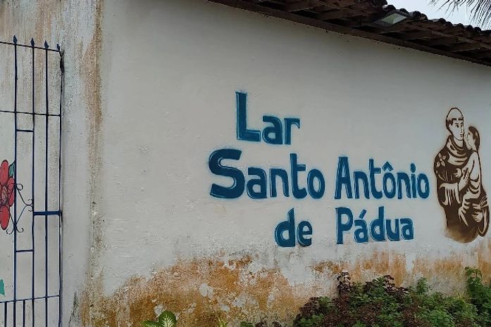 Justiça afasta gestora de abrigo após fiscalização apontar falta de cuidados em Maceió