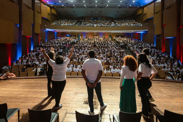 Governo de Alagoas recebe novos alunos do Ensino Médio da rede estadual