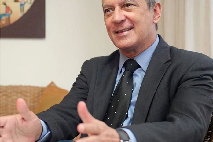 Novo Bolsa Família: Economista diz que "proposta coincide com crítica ao uso político do programa"