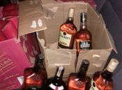 Garrafas de whisky apreendida durante fiscalização