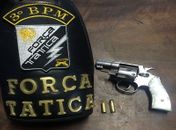 Arma de fogo foi encontrada com menor  