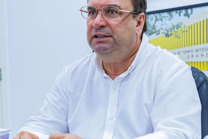 ''Ficção política'', diz Luciano Barbosa, sobre candidatura ao governo de Alagoas em 2026