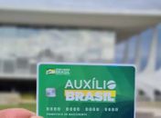 Parcela de R$ 600 do Auxílio Brasil começa a ser paga amanhã