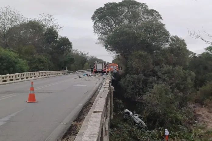 Família morta em acidente na BR-423 residia em SP e voltava para o estado após visitar parentes em Pernambuco