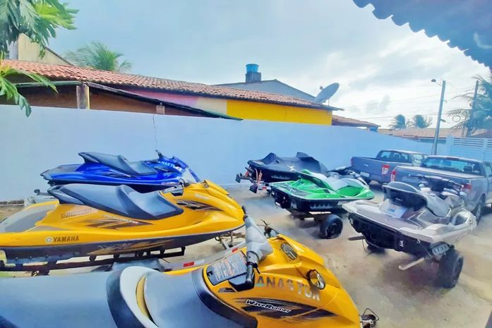 Marinha apreende seis motos aquáticas conduzidas por pessoas sem habilitação em Maragogi