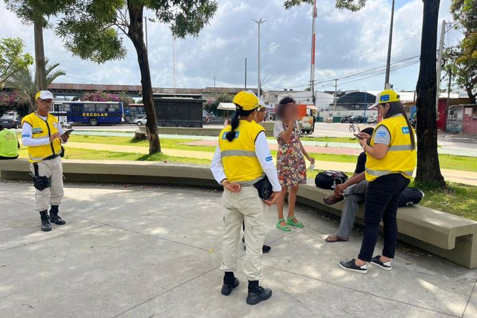 Ronda no Bairro acolhe casal em situação de vulnerabilidade no Benedito Bentes