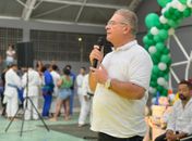 Prefeito George Clemente entrega materiais esportivos a atletas miguelenses