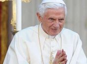 Papa emérito Bento XVI está gravemente doente, diz jornal