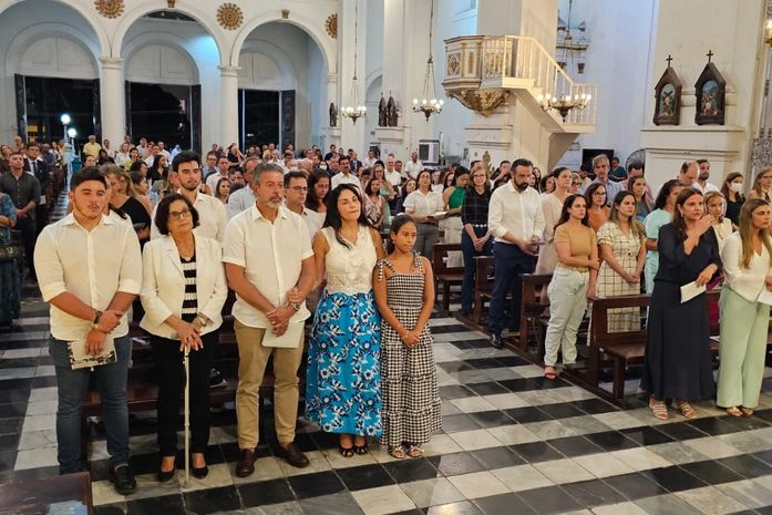Amigos, familiares, autoridades e admiradores reverenciam Benedito de Lira em Missa de 7º Dia