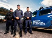 Discussão por R$ 5 termina com dois homens detidos na orla de Maceió