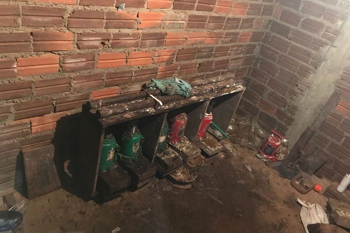 Operação Culatra: PF desmonta laboratório de refino de drogas e apreende arma de uso restrito
