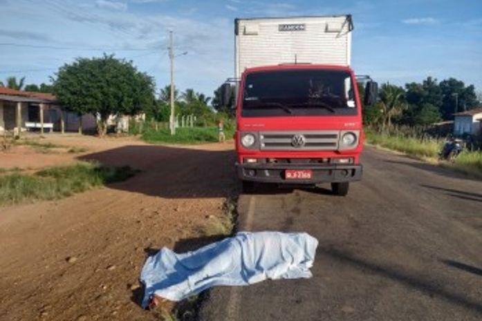 Caminhoneiro alagoano morre vítima de infarto em rodovia de Sergipe