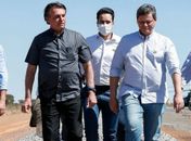 A convite de Bolsonaro, irmão de JHC entrega obras na Bahia
