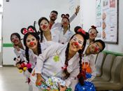Projeto Sorriso de Plantão abre seleção para voluntários; universitários têm até 20 de maio para se inscrever