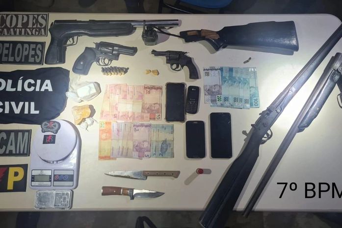 Operação cumpre 19 mandados contra organização criminosa; quatro foram presos em flagrante