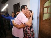 Moradores da Vila São José abrem as portas para abraçar Severino Pessoa