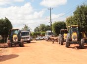 Comunidades rurais são beneficiadas  com manutenção de vias e aração de terras em Arapiraca