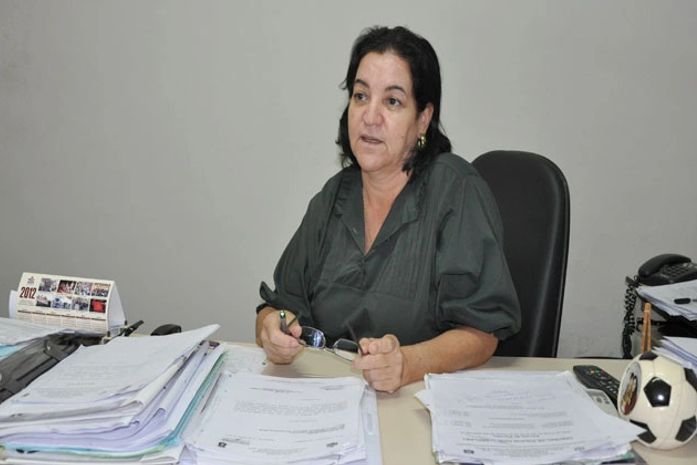 Delegada Maria Tereza Ramos indiciou a mulher suspeita de envenenar o marido