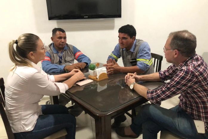 Prefeita Santana Mariano se reuniu com coordenadores da Equatorial em Major Isidoro.