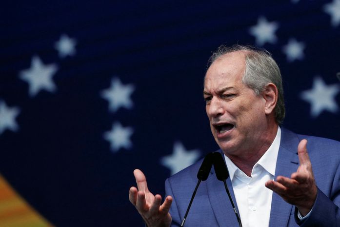 Ciro Gomes, o macho covarde vai à lama