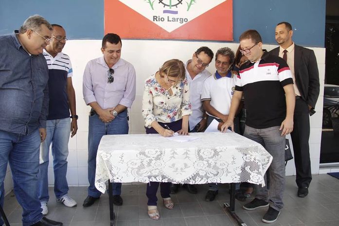 Prefeita Eliza Alves inicia obras de estruturação em Rio Largo