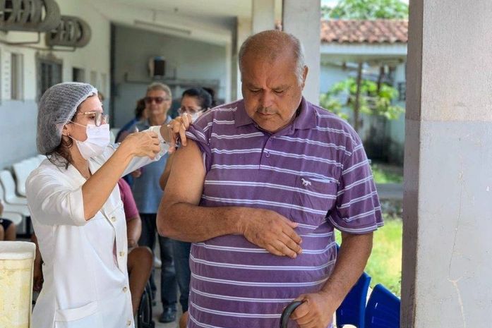 Prefeitura de Arapiraca organiza estratégias para evitar aglomeração durante campanha de vacinação contra gripe