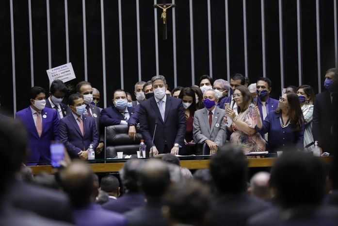 Em discurso, Artur Lira fala que optará pela neutralidade e não deve haver diferença entre direita e esquerda