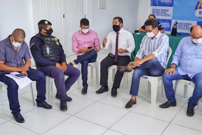 Prefeito em exercício Márcio Henrique participa de reunião com representantes do Sindguarda Alagoas
