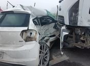 Colisão entre caminhão e carro deixa um morto na BR-316