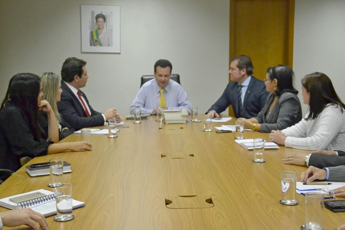 Deputado Marx Beltrão participa de reunião no Ministério das Cidades