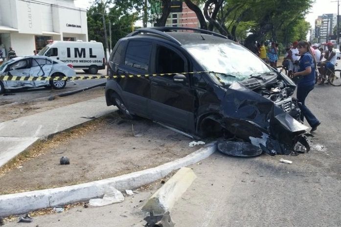 Acidente aconteceu na Amélia Rosa