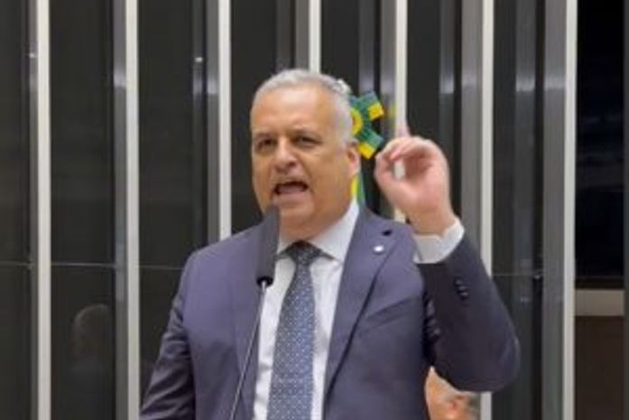 Relatório de deputado alagoano sobre golpista alimenta crise entre poderes