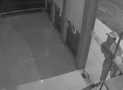 Vídeo: restaurante é arrombado e furtado durante a madrugada no Centro de Arapiraca