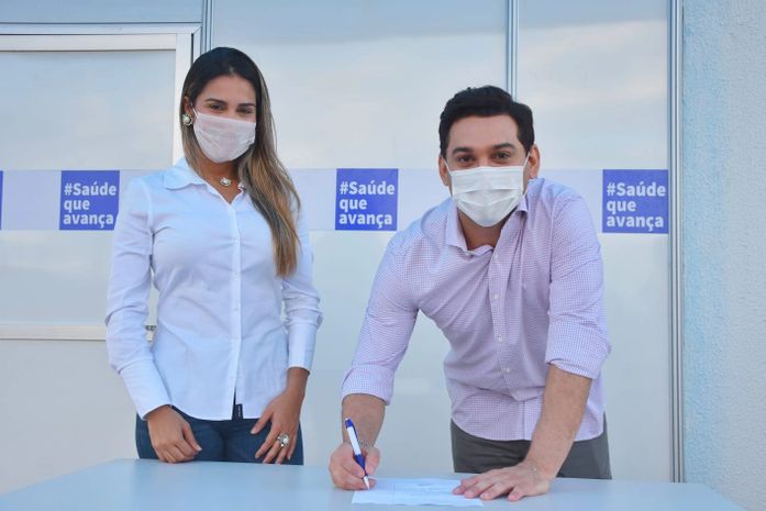 São José da Laje: Prefeito assina Ordem de Serviço para construção de UBS. Obra já foi iniciada.