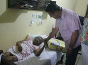 Cuidando da população necessitada, Prefeitura de União entrega 600 fraldas geriátricas mensalmente