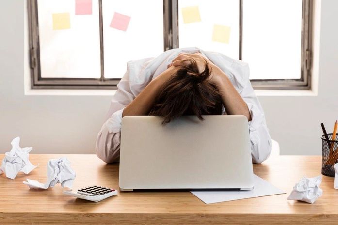 Irritabilidade e insônia: Especialista desmistifica sintomas do "Burnout silencioso" que afeta trabalhadores em AL