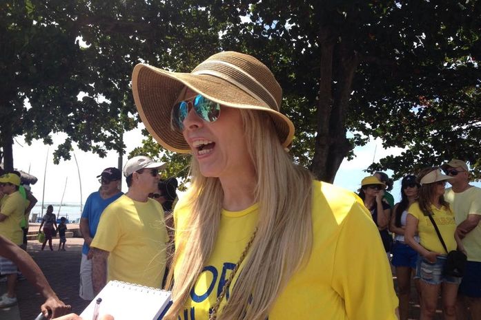 Ex-primeira-dama participou pela segunda vez de protesto contra o governo federal