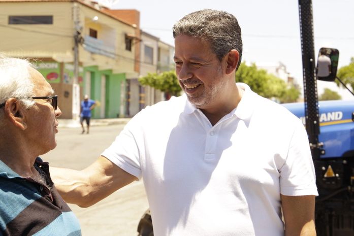 "Vamos buscar recursos para a construção da Embrapa em Alagoas", sinaliza Arthur Lira