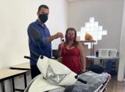 Prefeito Marlan entrega prêmios sorteados durante a live da Emancipação Política de Limoeiro