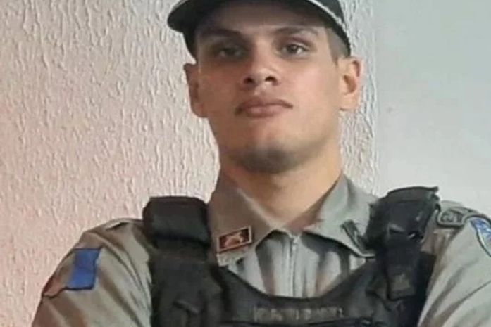 Cabo da PM atira contra a ex-mulher, mata colega de farda e pratica suicídio em Arapiraca