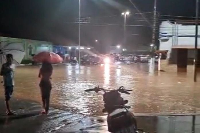 Quatro meses depois, São José da Laje sofre novamente com fortes chuvas e alagamentos
