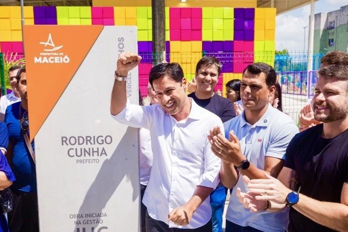 Prefeito Rodrigo Cunha entrega Gigantinhos Bilíngue Parque da Lagoa e destaca transformação histórica no Vergel
