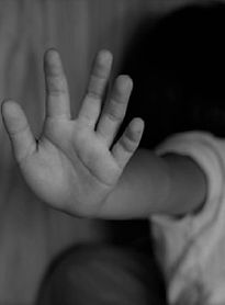 Violência infantil
