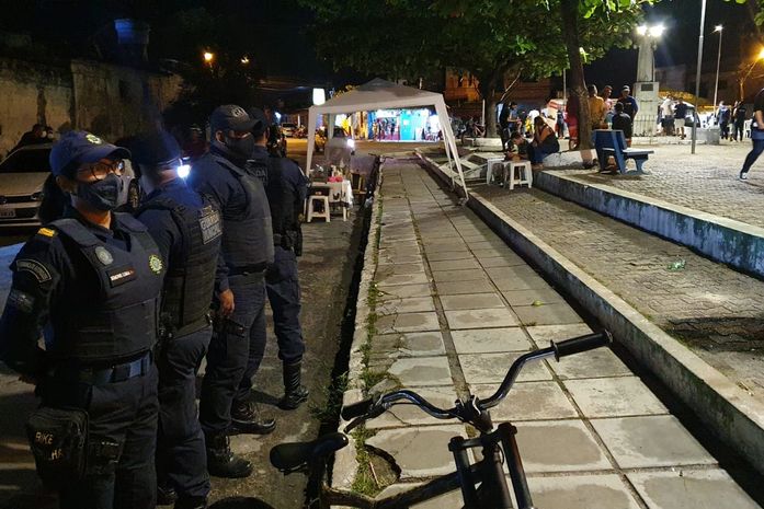 Operação coíbe uso de álcool e drogas por crianças e adolescentes em Maceió