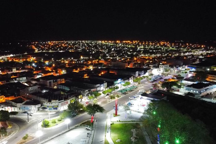 Prefeitura instala mais de 1350 pontos de iluminação LED em Delmiro Gouveia